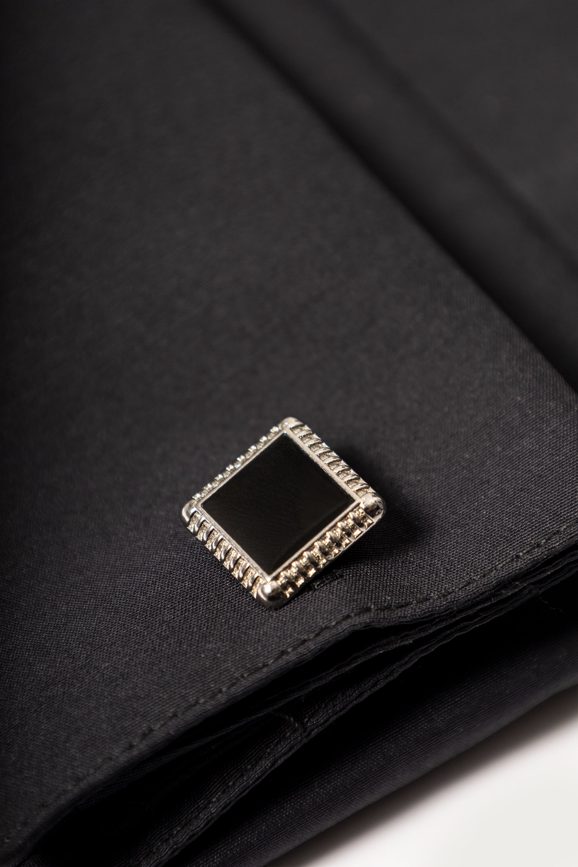 WILLIAM - Black Wing Collar Double Cuff Dress Shirt - Jack Martin